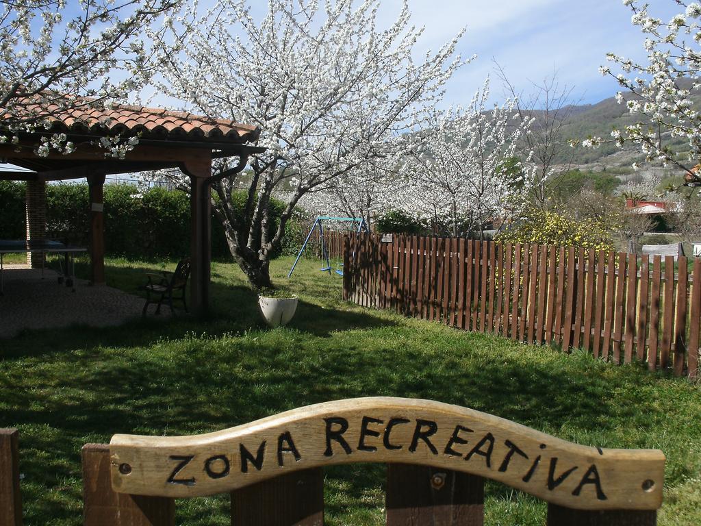 Apartamentos Rurales El Rincon Del Jerte Rebollar  Екстериор снимка